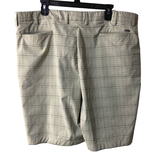 GREG NORMAN TAN AND BLACK PLAID GOLF SHORTS MENS 42 - Picture 2 of 4